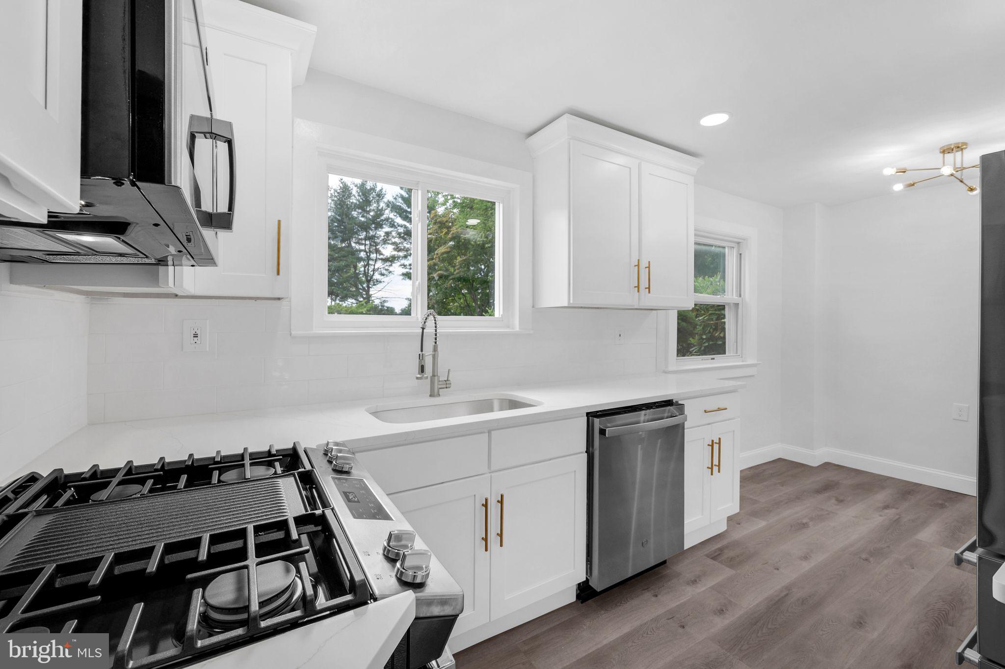 209 Klockner Road Hamilton, NJ 08619 - Photo 12 of 27