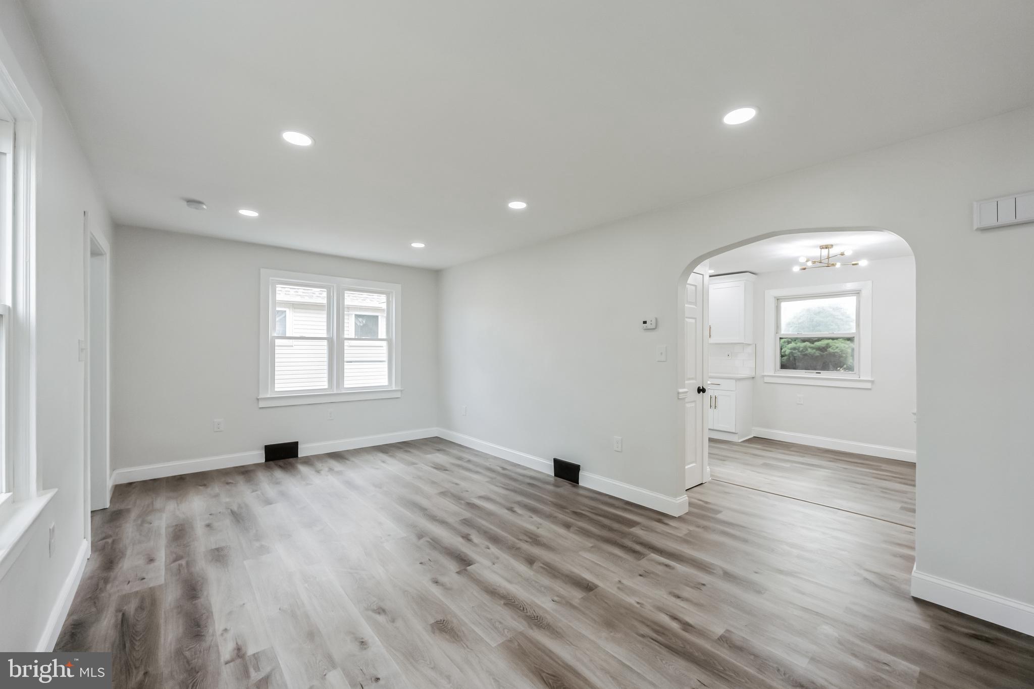 209 Klockner Road Hamilton, NJ 08619 - Photo 8 of 27