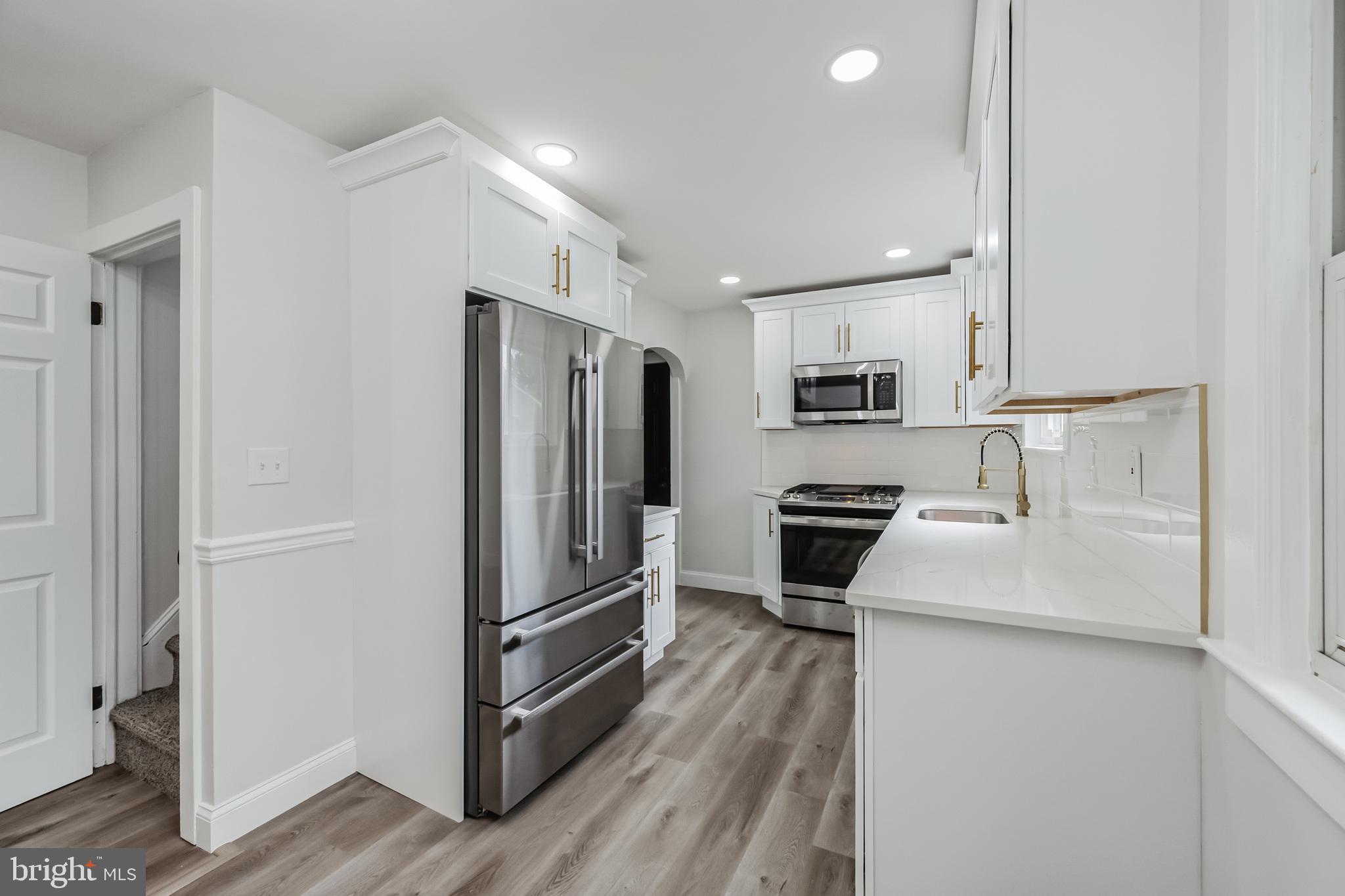 209 Klockner Road Hamilton, NJ 08619 - Photo 10 of 27
