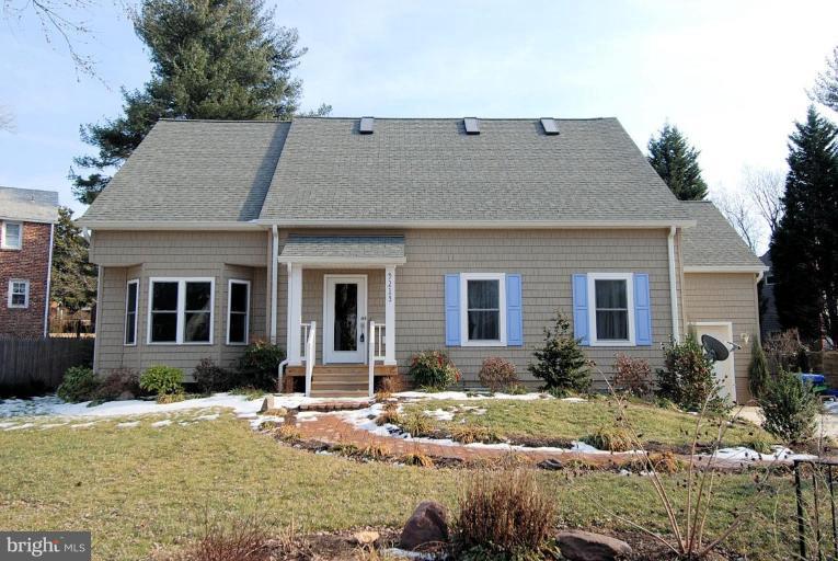 9213 Wire Avenue Silver Spring, MD 20901 - Photo 2 of 24 Exterior #2