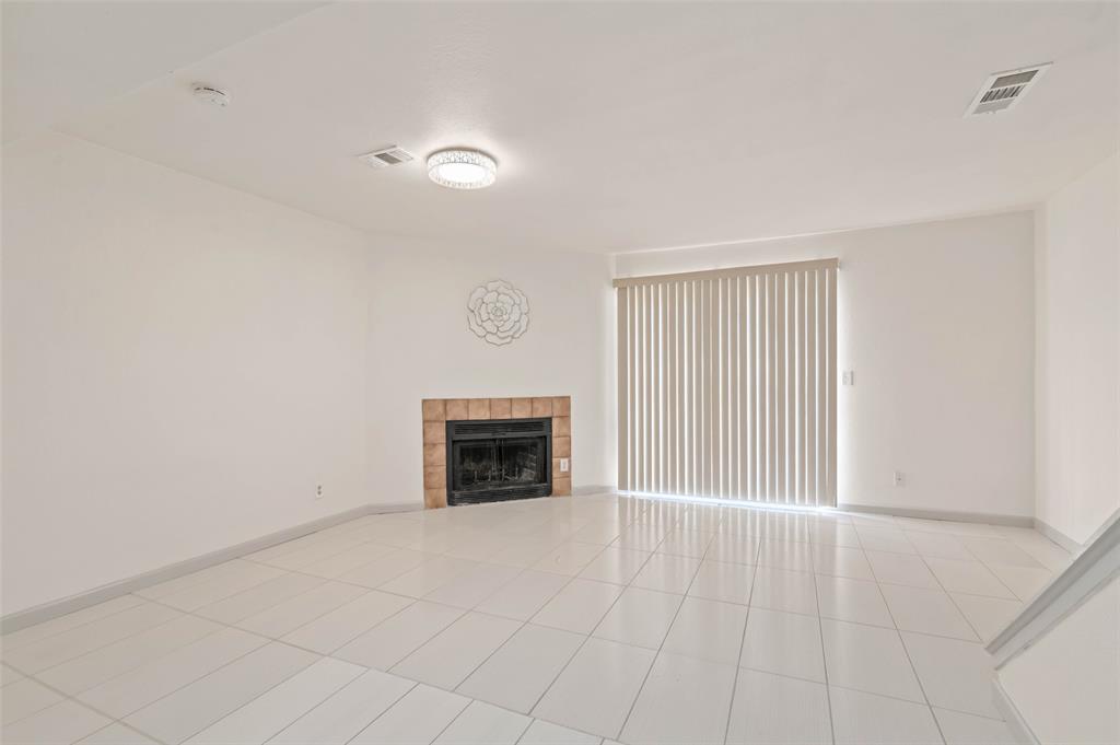700 West Collins Street Denton, TX 76201 - Photo 15 of 36