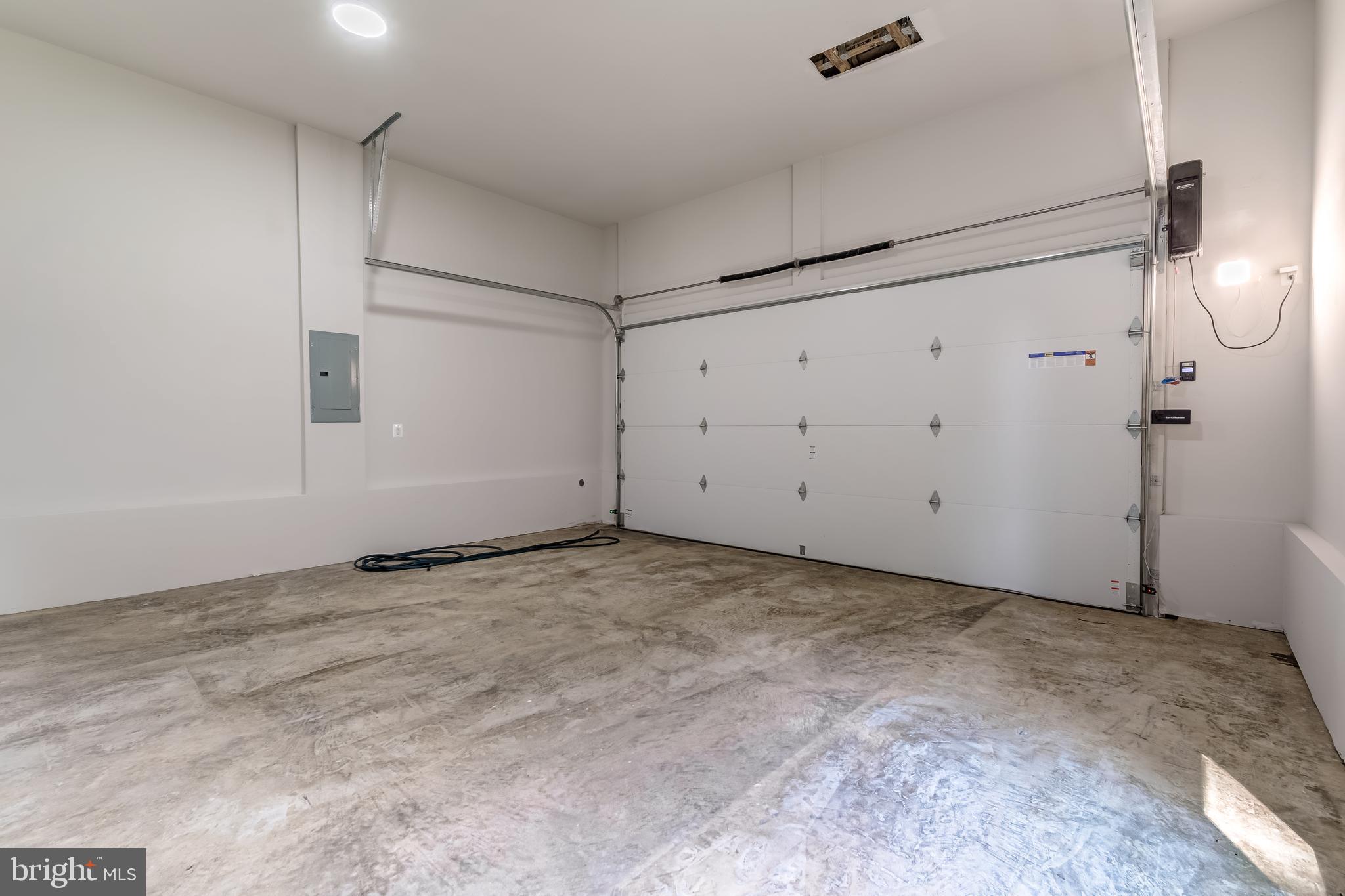 506 Kingsley Road Southwest Vienna, VA 22180 - Photo 63 of 148 Gallery Image 63