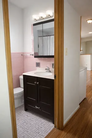 $185,000 | 7131 South Hoyne Avenue, Chicago, IL 60636
