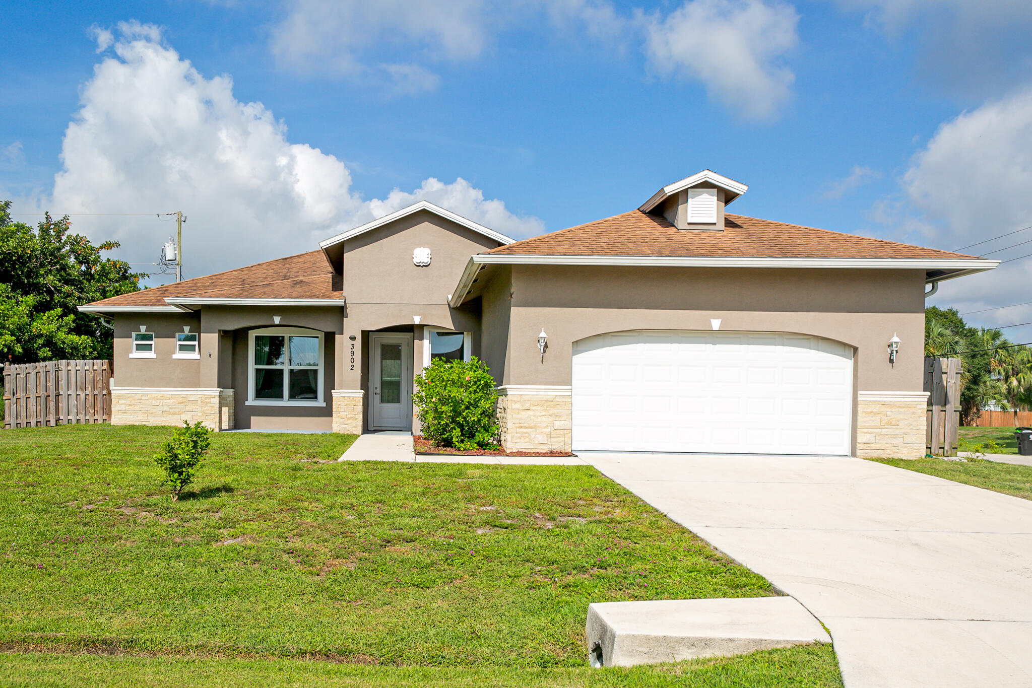 3902 Southwest Laffite Street Port St. Lucie, FL 34953 - Photo 3 of 25 3902Laffite-3