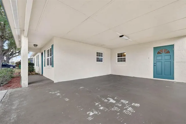 $295,000 | 309 North 8th Street, Dundee, FL 33838