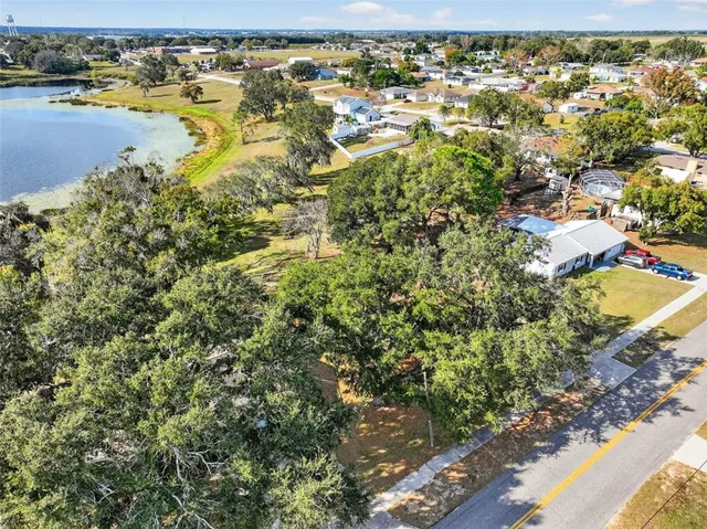 $295,000 | 309 North 8th Street, Dundee, FL 33838