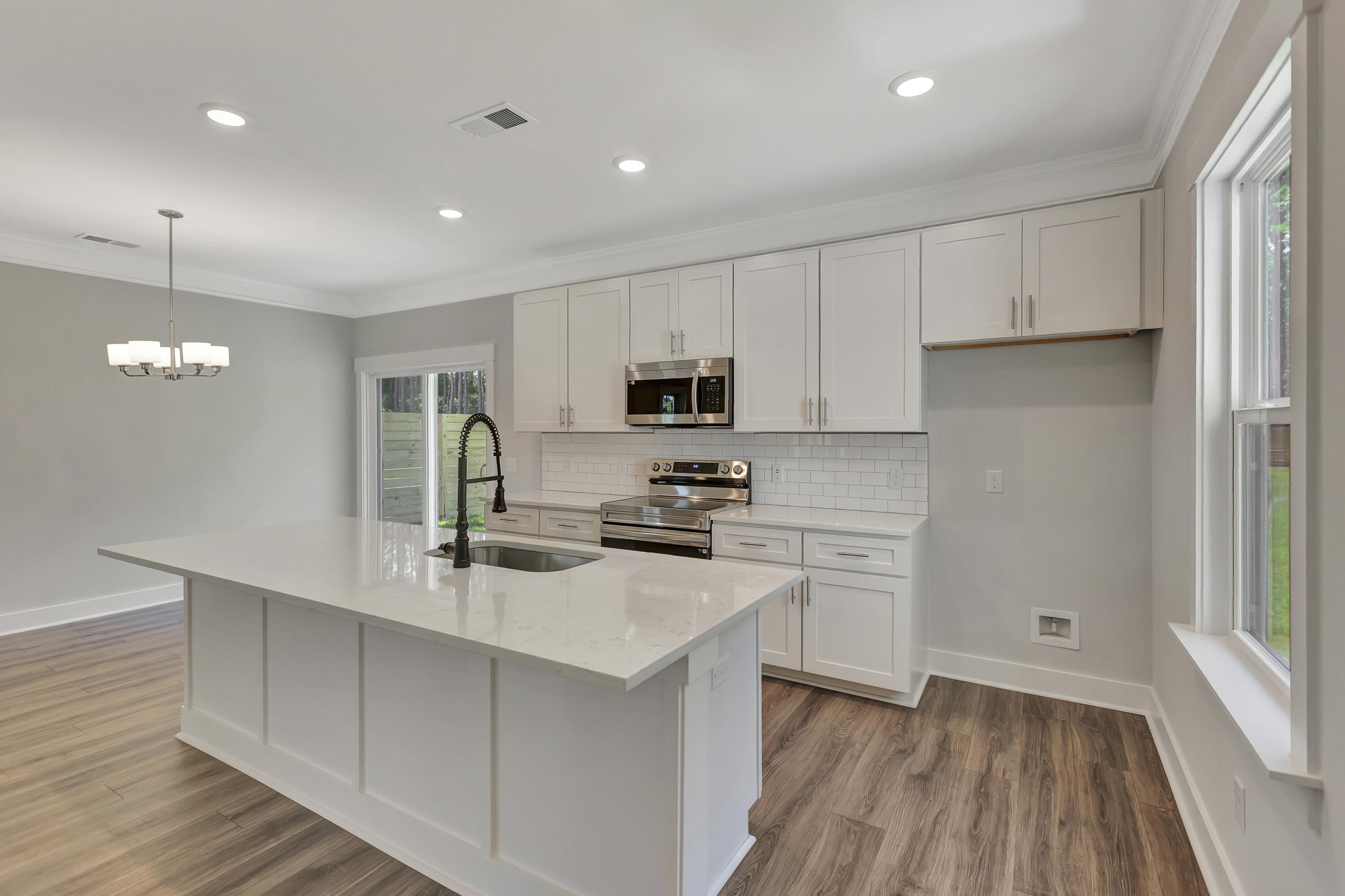 6339 North Highway 17 Awendaw, SC 29429 - Photo 10 of 15 296A0341