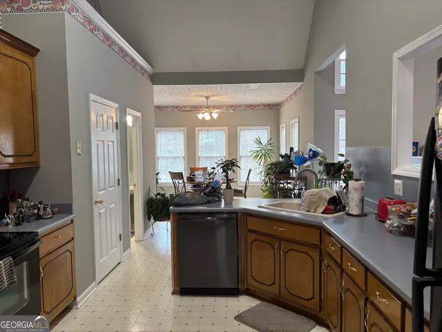 $3,000 | 4072 East Fairview Road Southwest, Stockbridge, GA 30281