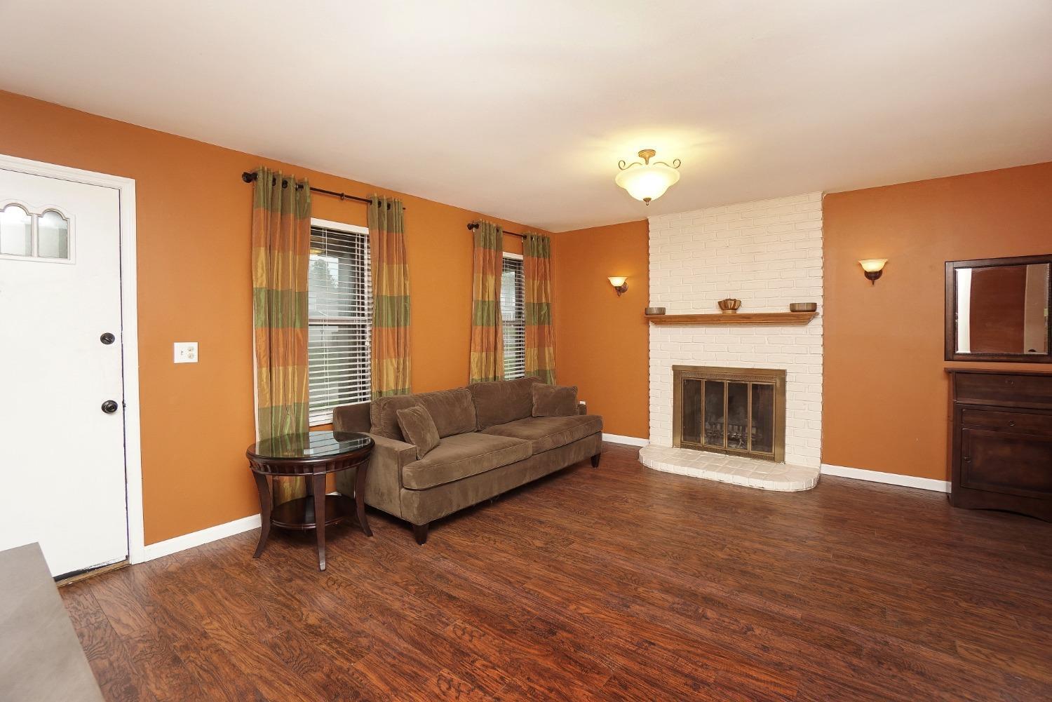 1535 Oldbridge Road Cincinnati, OH 45230 - Photo 8 of 27 Gallery Image 8