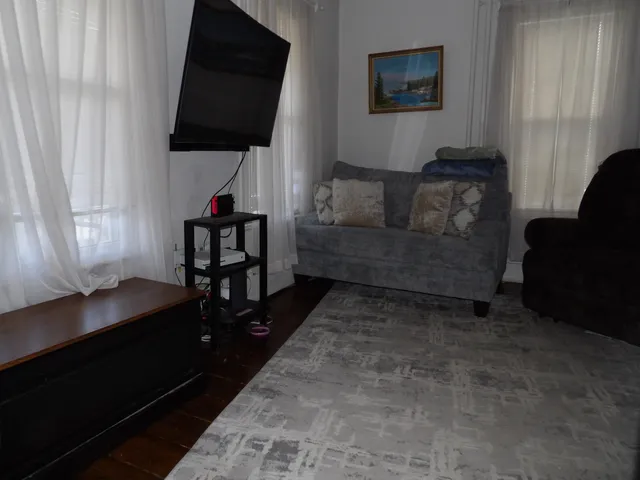 $225,000 | 59 Cherry Street, Rutland, VT 05701