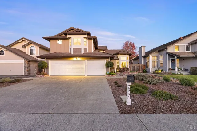 $899,950 | 7317 Rasmussen Way, Rohnert Park, CA 94928