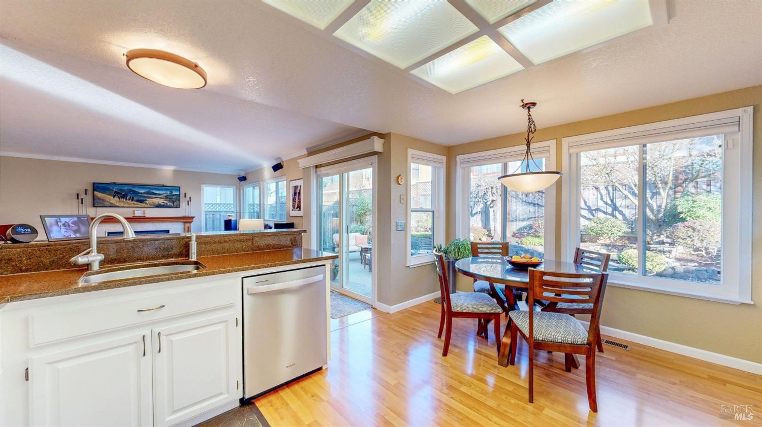 7317 Rasmussen Way Rohnert Park, CA 94928 - Photo 24 of 60