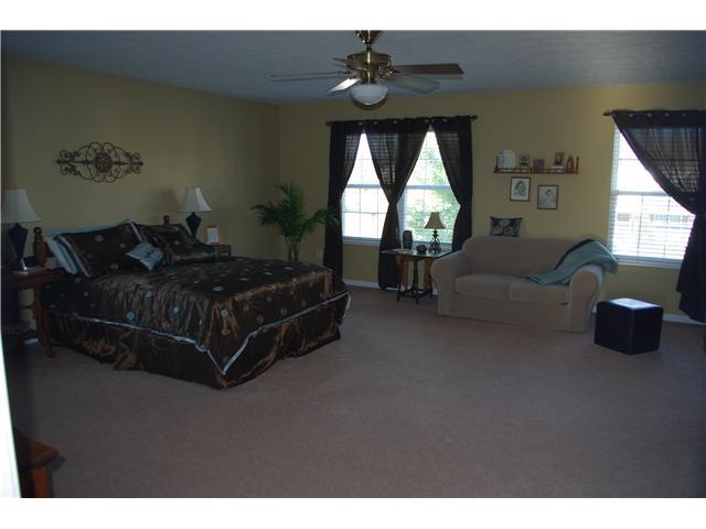 6550 Hunters Ridge North Zionsville, IN 46077 - Photo 7 of 13 Gallery Image 7