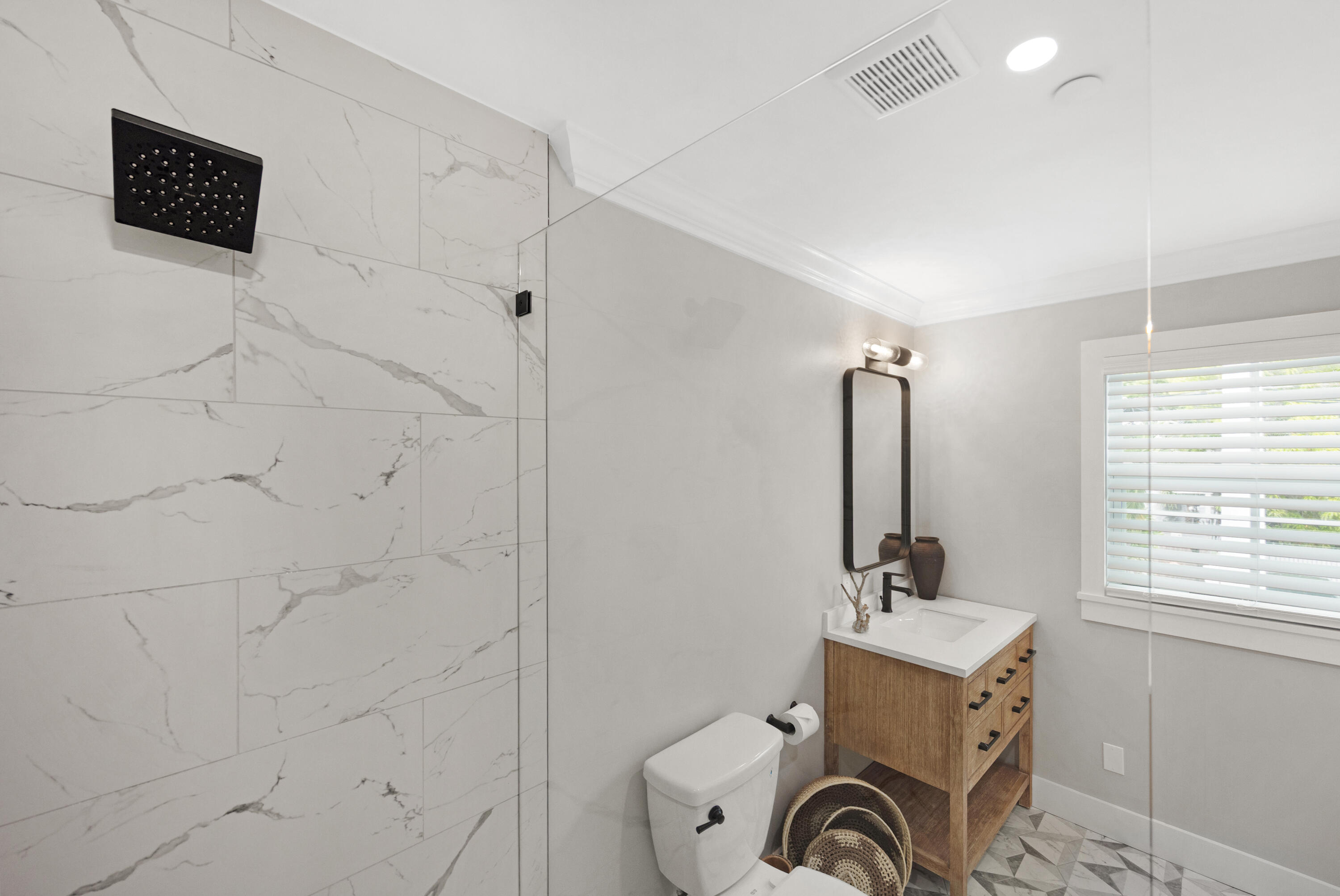 908 Catherine Street Key West, FL 33040 - Photo 32 of 47 Full Bath 2b