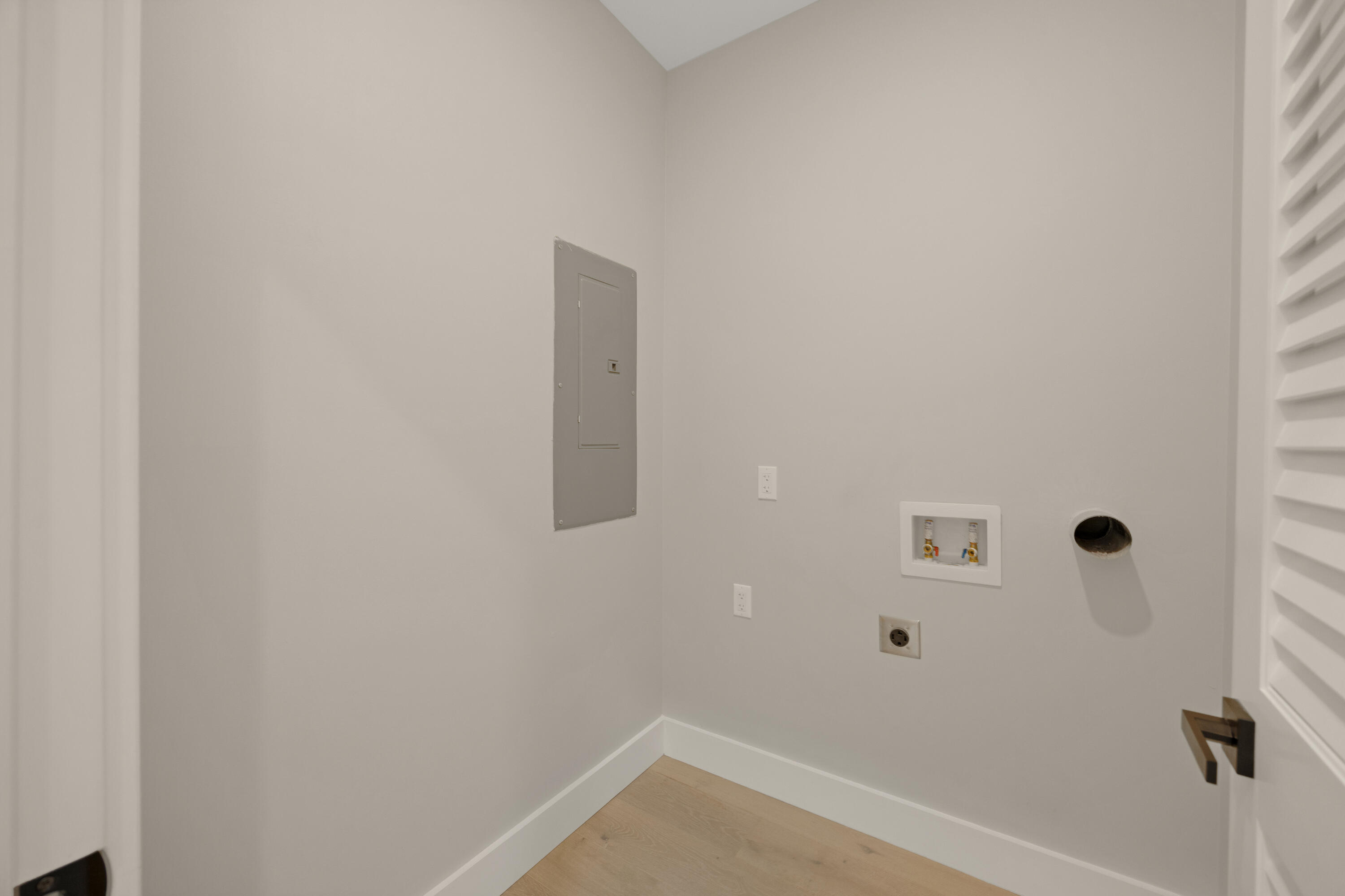 908 Catherine Street Key West, FL 33040 - Photo 41 of 47 Main Level Laundry