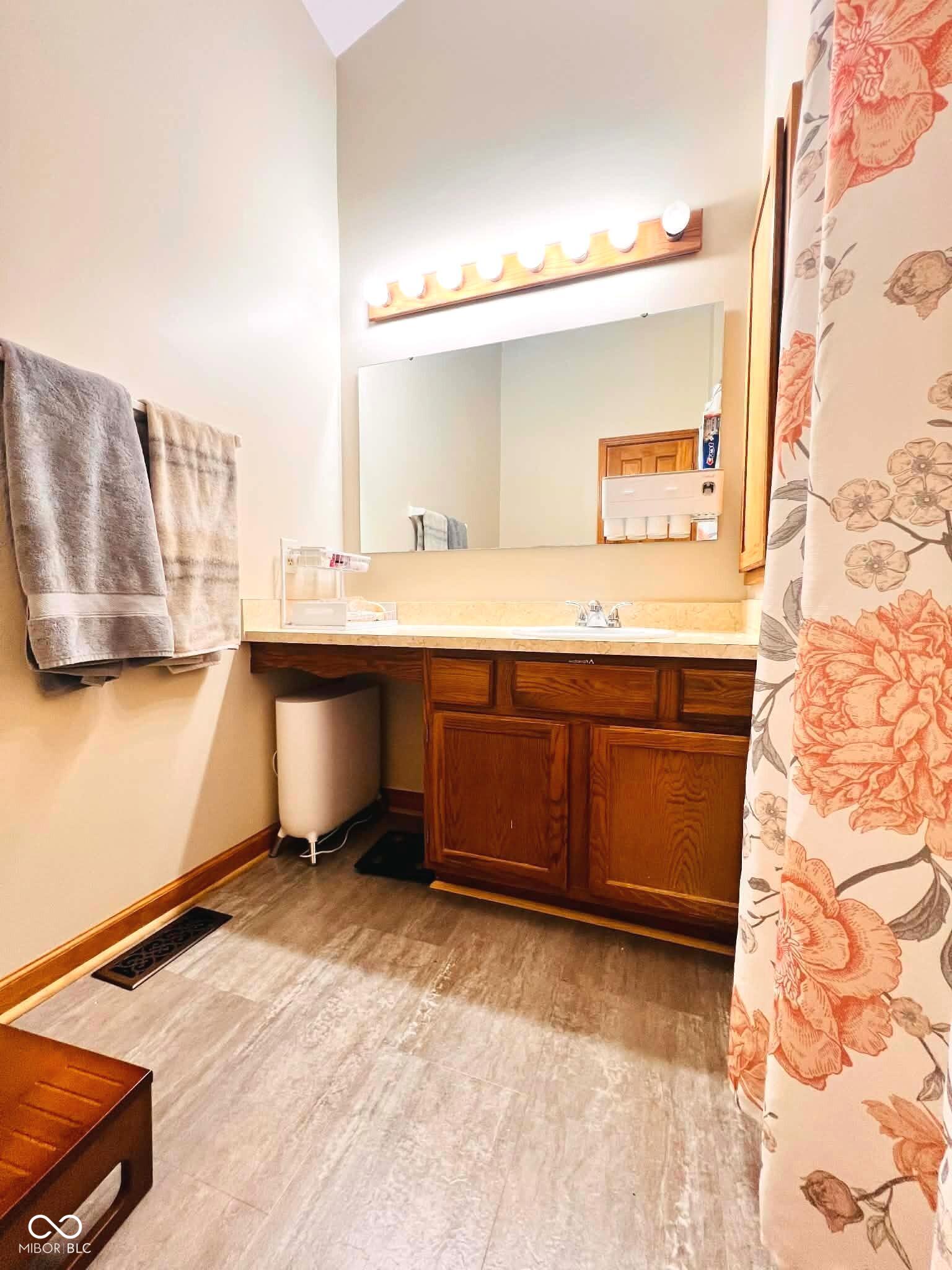 126 Tracy Ridge Boulevard Whiteland, IN 46184 - Photo 16 of 23