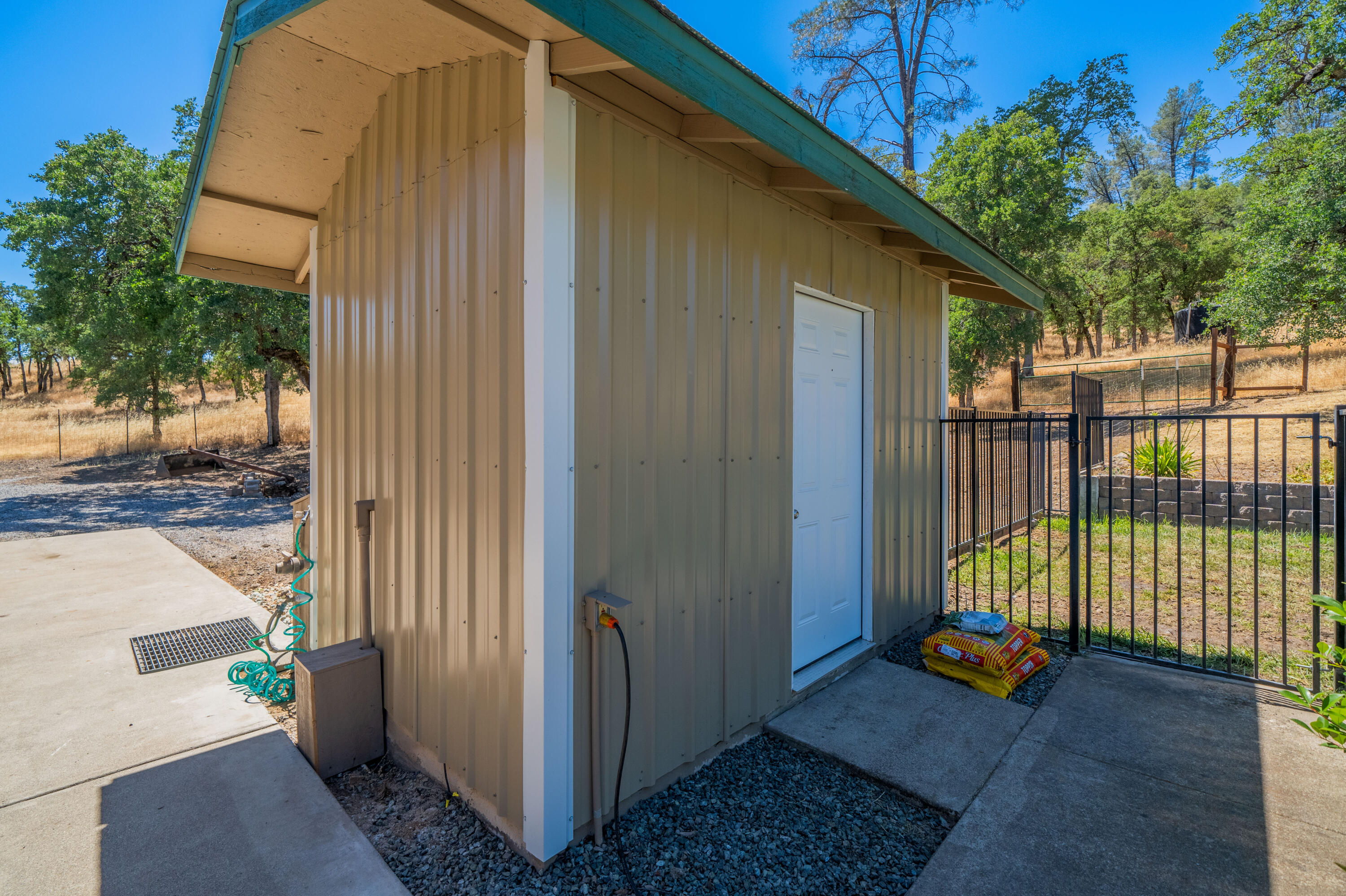 10852 Oak Run Road Oak Run, CA 96069 - Photo 54 of 83 IMG-58