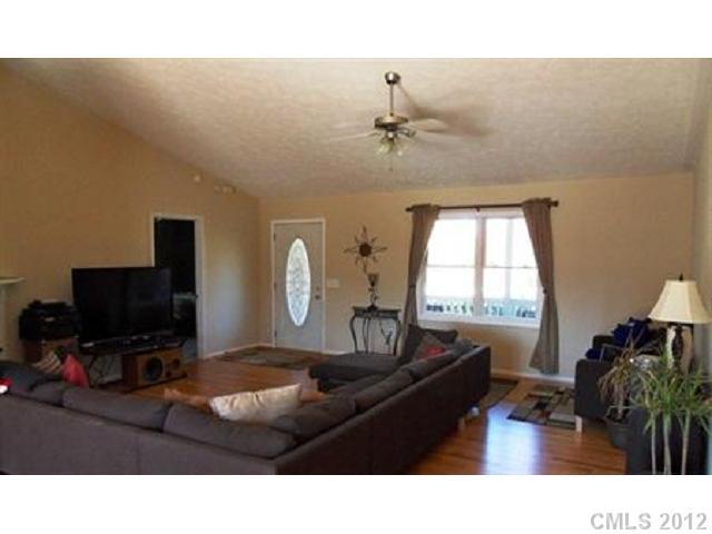 8322 Unity Church Road, Unit 18&19 Denver, NC 28037 - Photo 2 of 16 Gallery Image 2