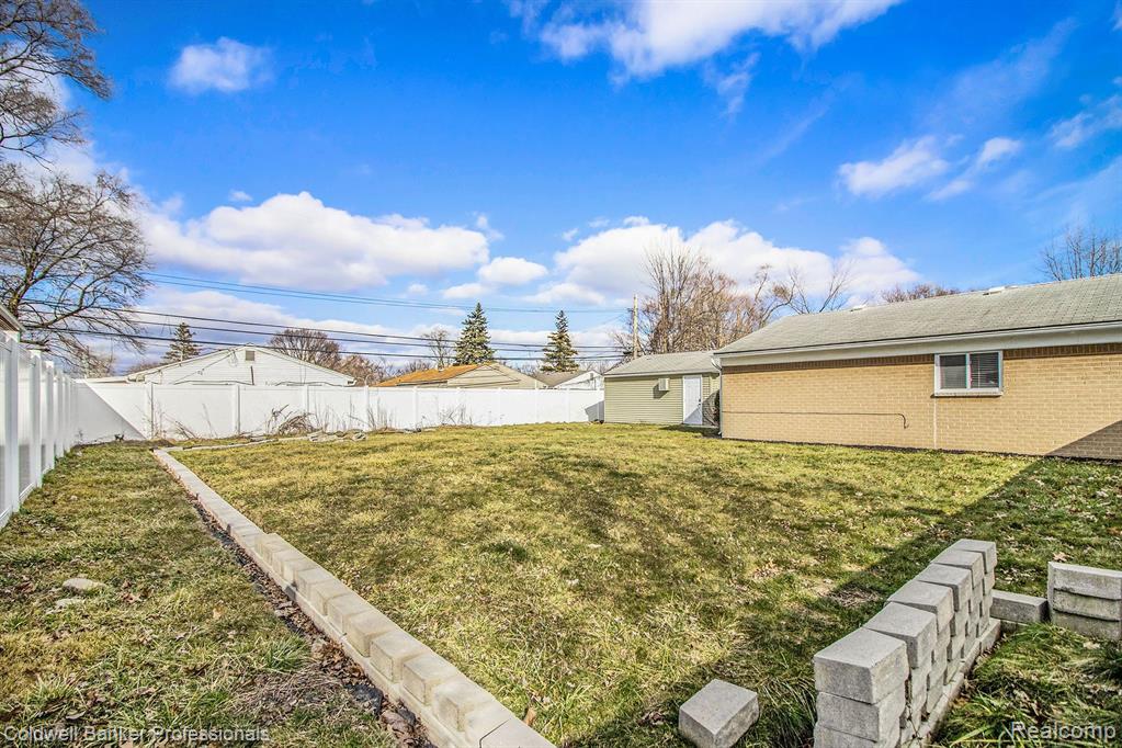 27016 Beverly Road Taylor, MI 48180 - Photo 15 of 15