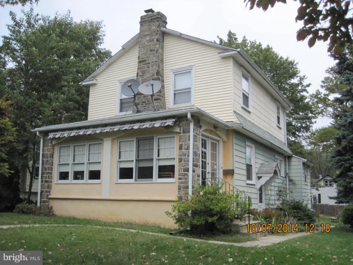27 Ridley Avenue Aldan, PA 19018 - Photo 4 of 11 Side Yard
