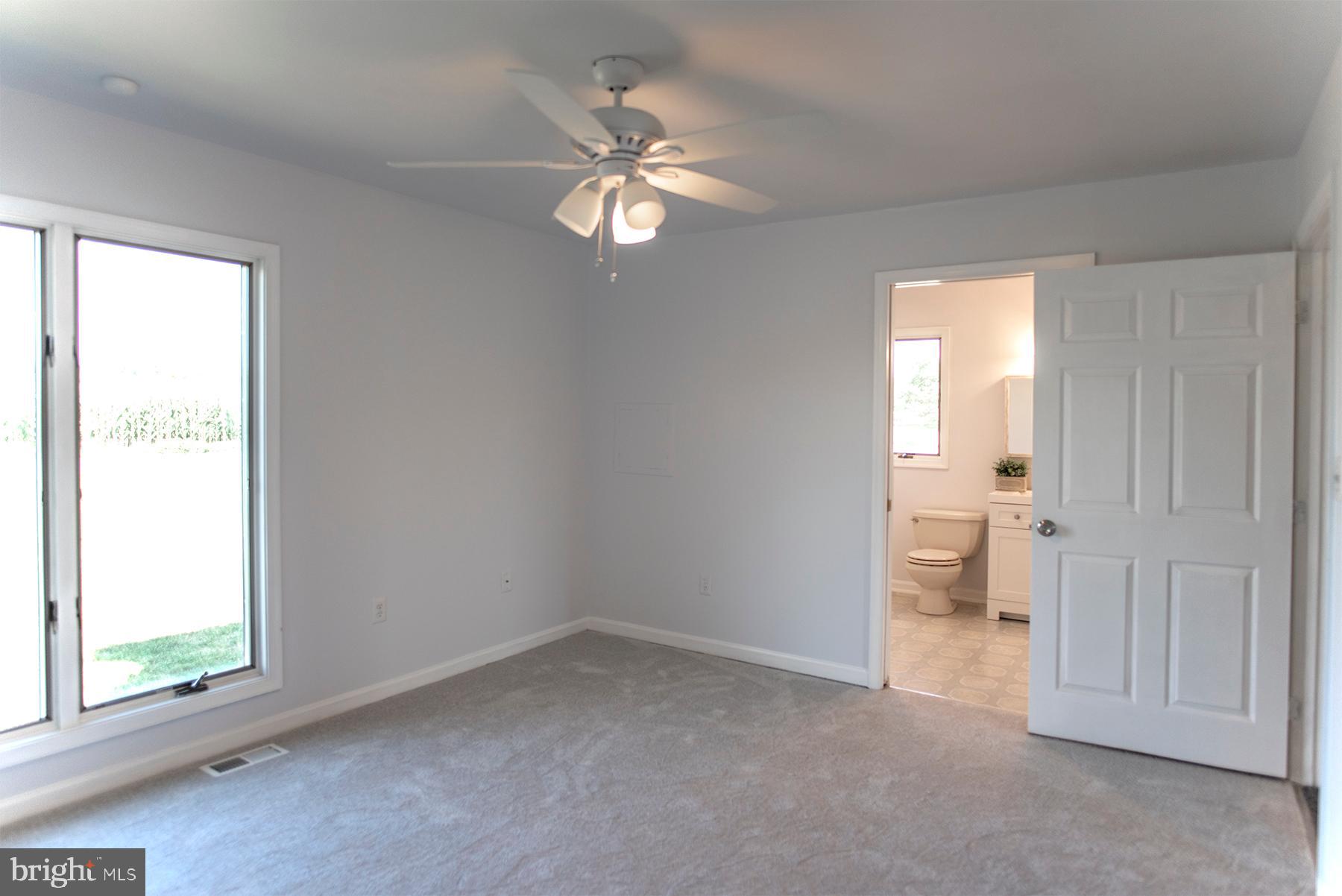 13639 Barnhart Road Clear Spring, MD 21722 - Photo 22 of 32 Bedroom suite with full bathroom