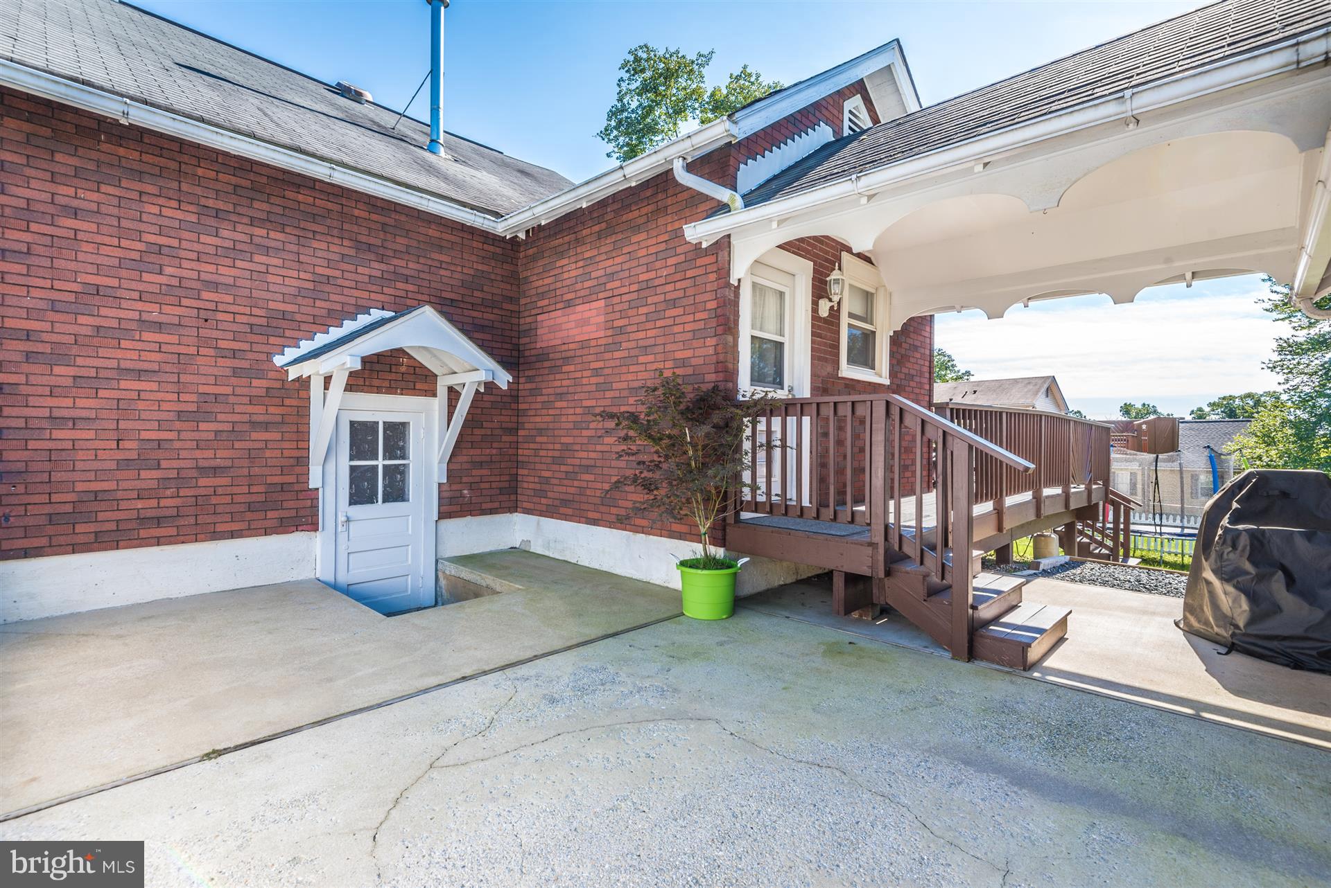 9402 North Laurel Road Laurel, MD 20723 - Photo 26 of 30 Rear Covered Entrance