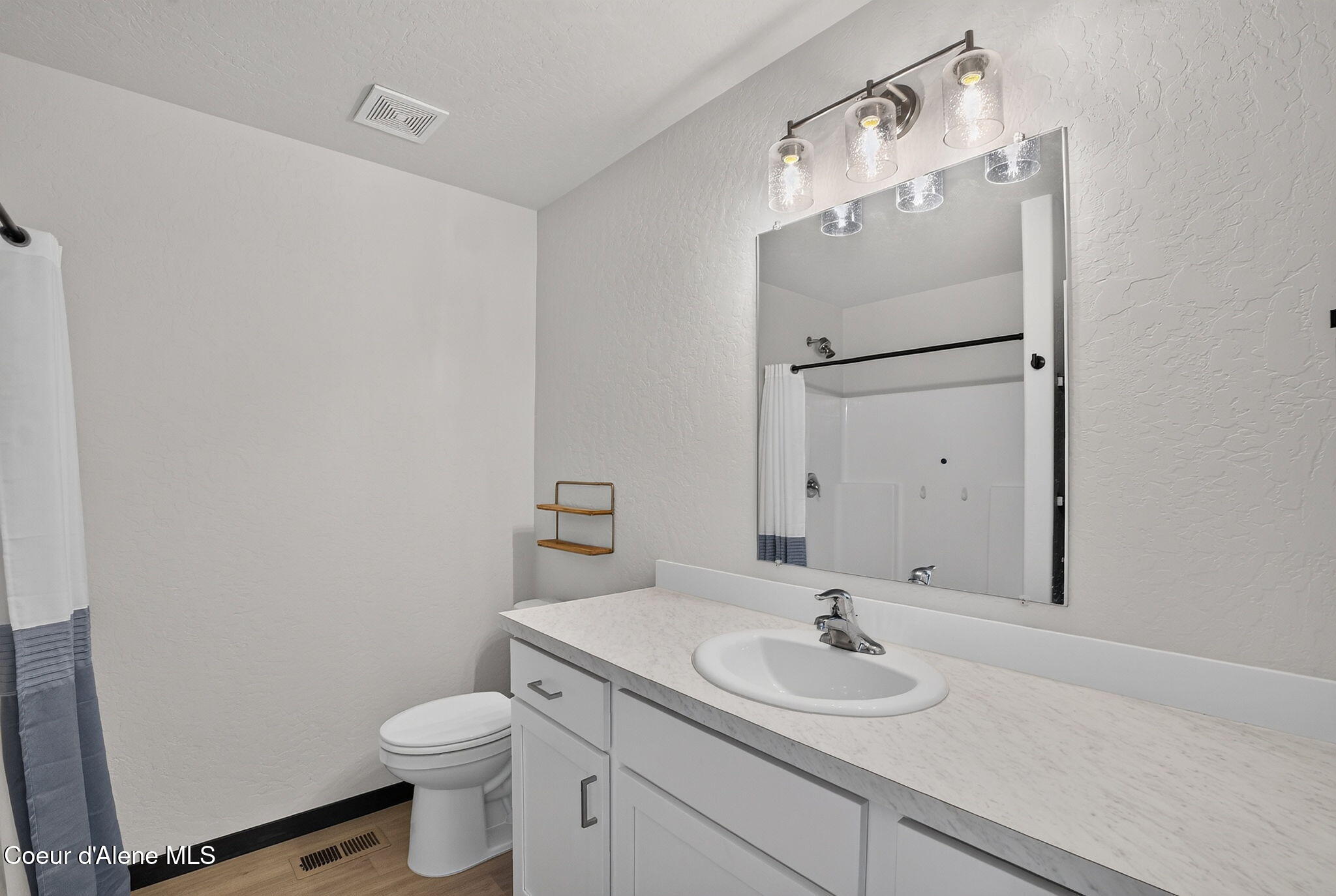 6295 Bowmore Lane Rathdrum, ID 83858 - Photo 19 of 31 31-web-or-mls-DSC00673