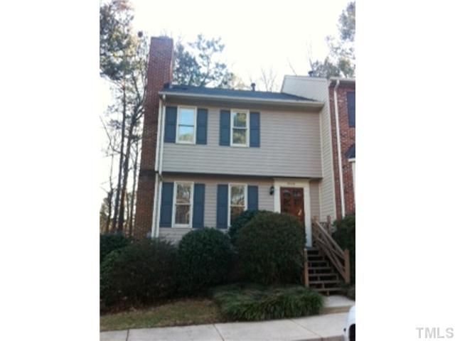 5526 Hamstead Crossing Raleigh, NC 27612 - Photo 2 of 24 a view of a building