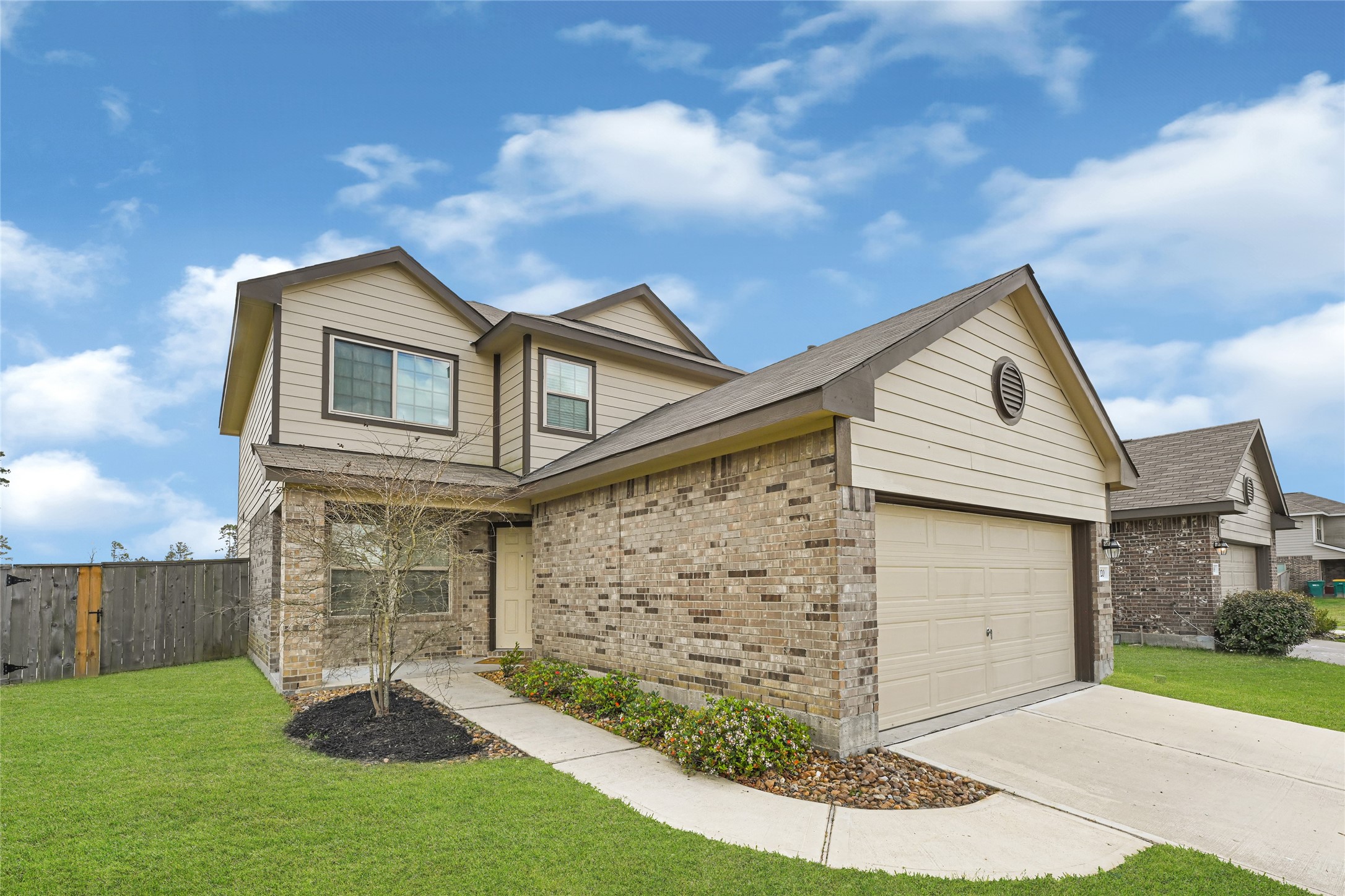 Welcome to Country Colony's 4 bedroom, 2.5 bath home with spacious lot