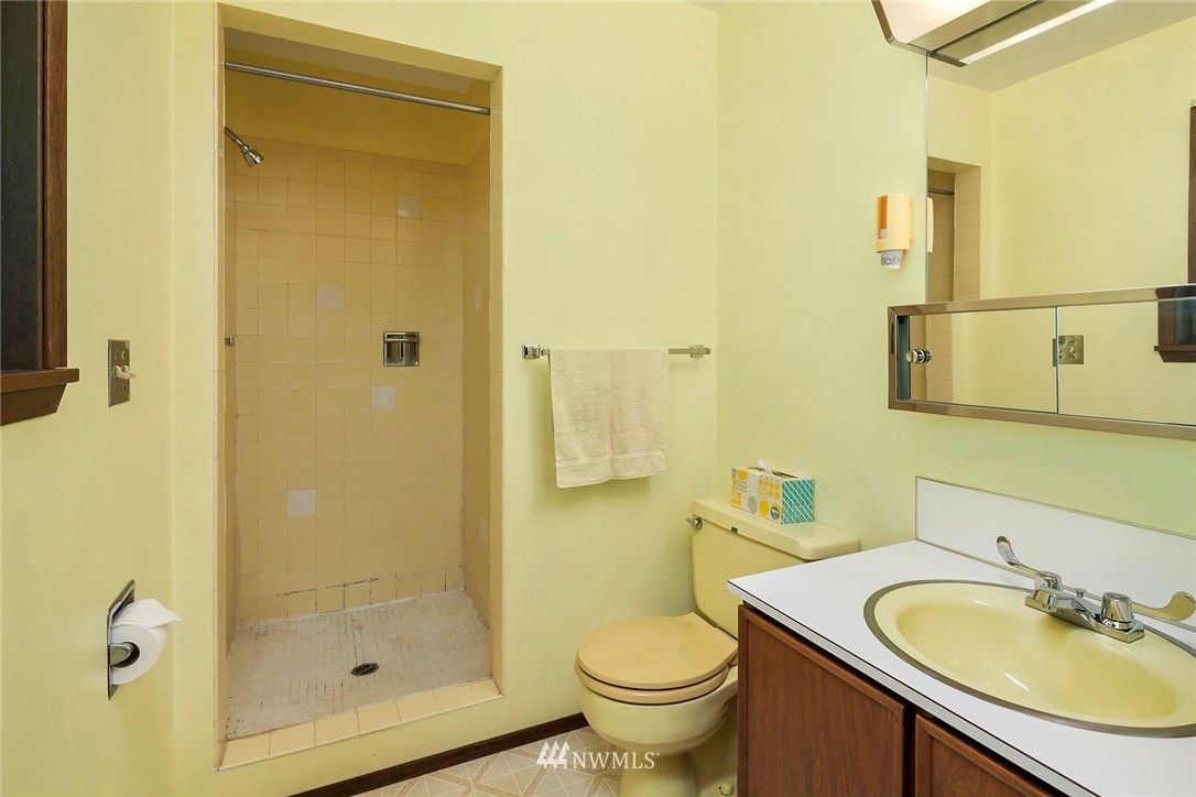 18005 145th Avenue Southeast Renton, WA 98058 - Photo 11 of 20 Gallery Image 11