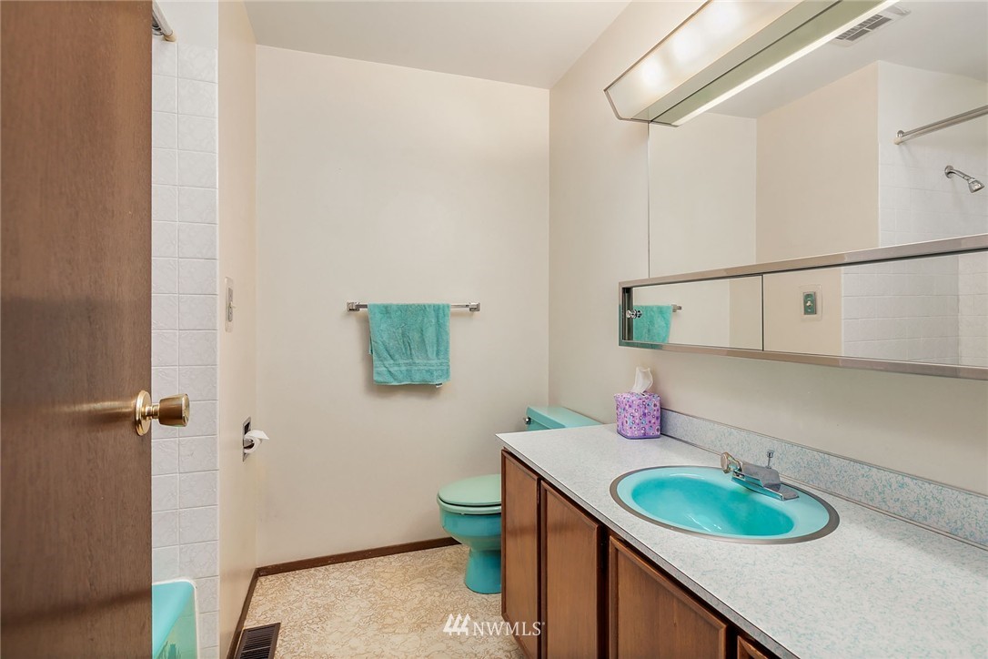18005 145th Avenue Southeast Renton, WA 98058 - Photo 13 of 20 Gallery Image 13