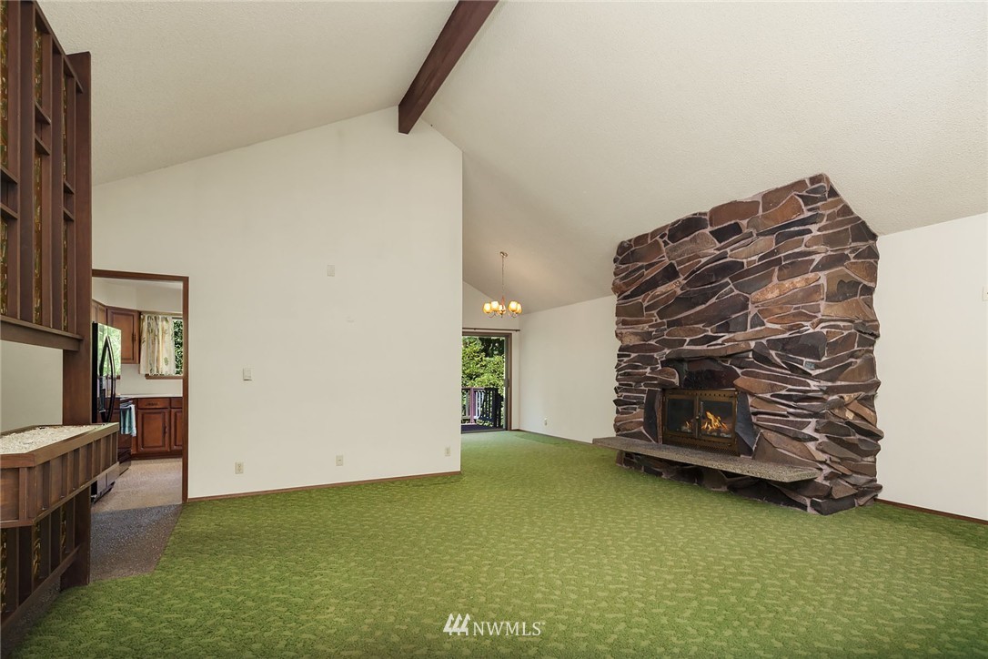 18005 145th Avenue Southeast Renton, WA 98058 - Photo 4 of 20 Gallery Image 4