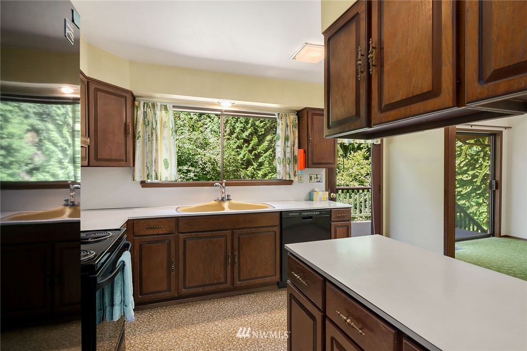 18005 145th Avenue Southeast Renton, WA 98058 - Photo 6 of 20 Gallery Image 6