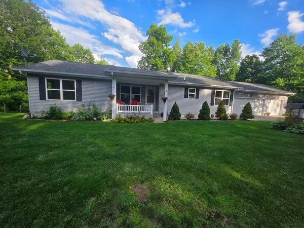 $599,900 | 6670 Tower Lake Road Northeast, Belding, MI 48809