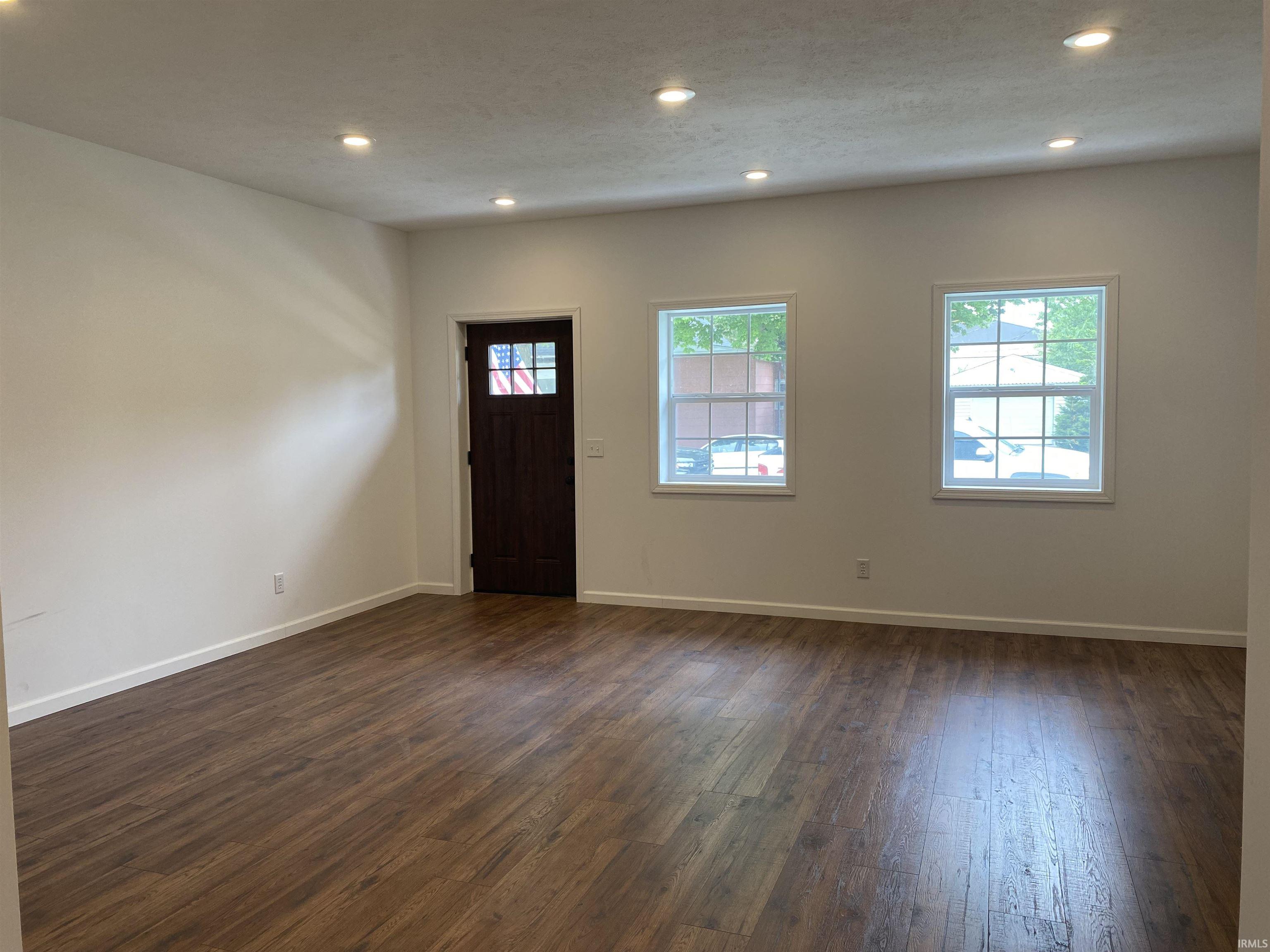 525 Madison Street Rochester, IN 46975 - Photo 18 of 22