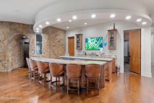 $5,400,000 | 235 North Fieldspan Road, Unit D, Scott, LA 70583