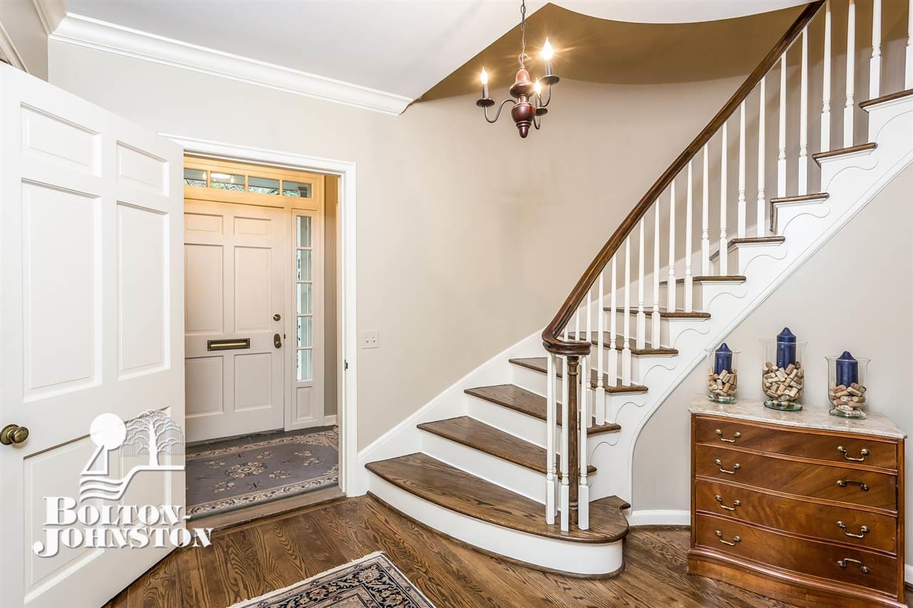 84 Merriweather Road Grosse Pointe Farms, MI 48236 - Photo 3 of 57