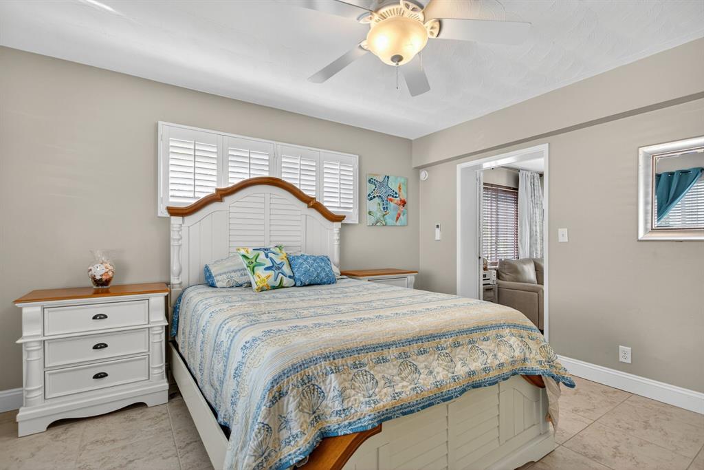 3201 Southeast 12th Street, Unit C2 Pompano Beach, FL 33062 - Photo 20 of 57