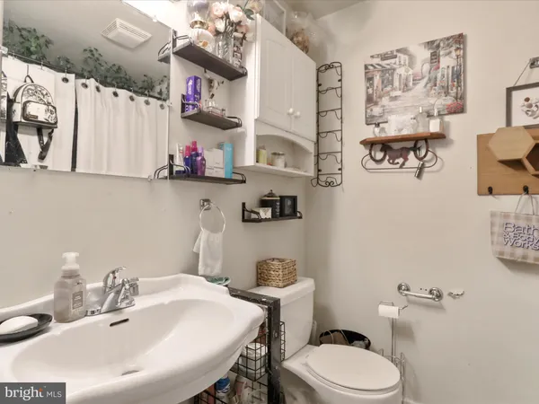 $450,000 | 11 Galbus Court, Falling Waters, WV 25419