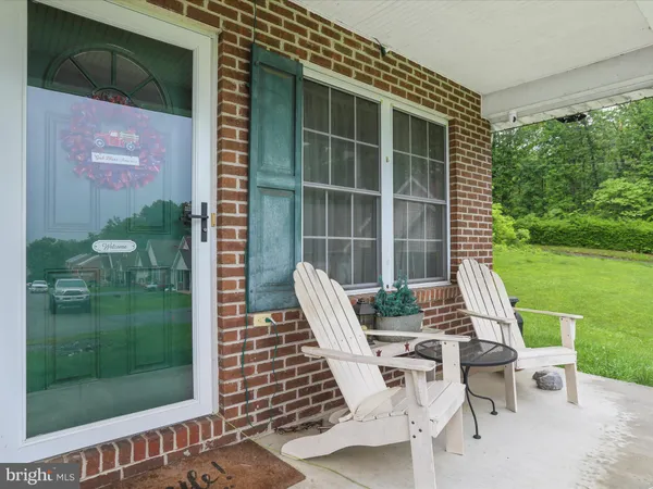 $450,000 | 11 Galbus Court, Falling Waters, WV 25419