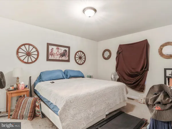 $450,000 | 11 Galbus Court, Falling Waters, WV 25419