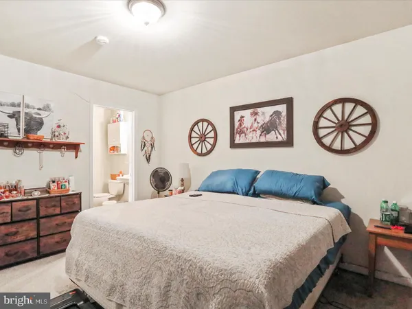 $450,000 | 11 Galbus Court, Falling Waters, WV 25419