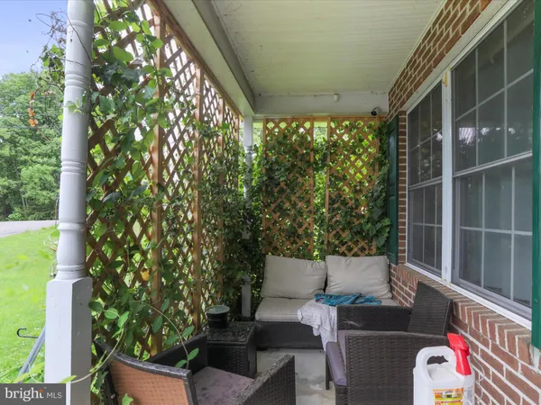 $450,000 | 11 Galbus Court, Falling Waters, WV 25419