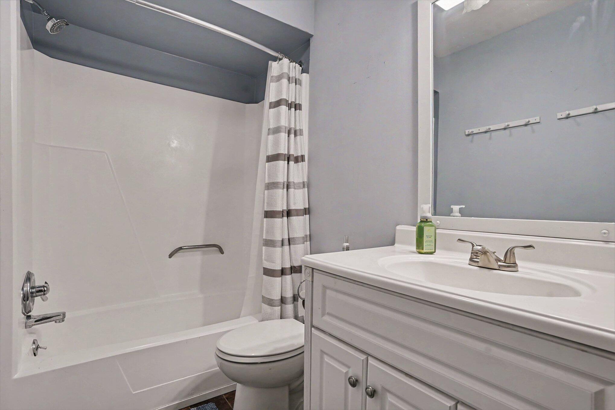 15471 Ransom Street Holland, MI 49424 - Photo 15 of 30 016_file_2005