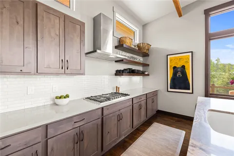 $3,250,000 | 814 Maryland Creek Road, Silverthorne, CO 80498