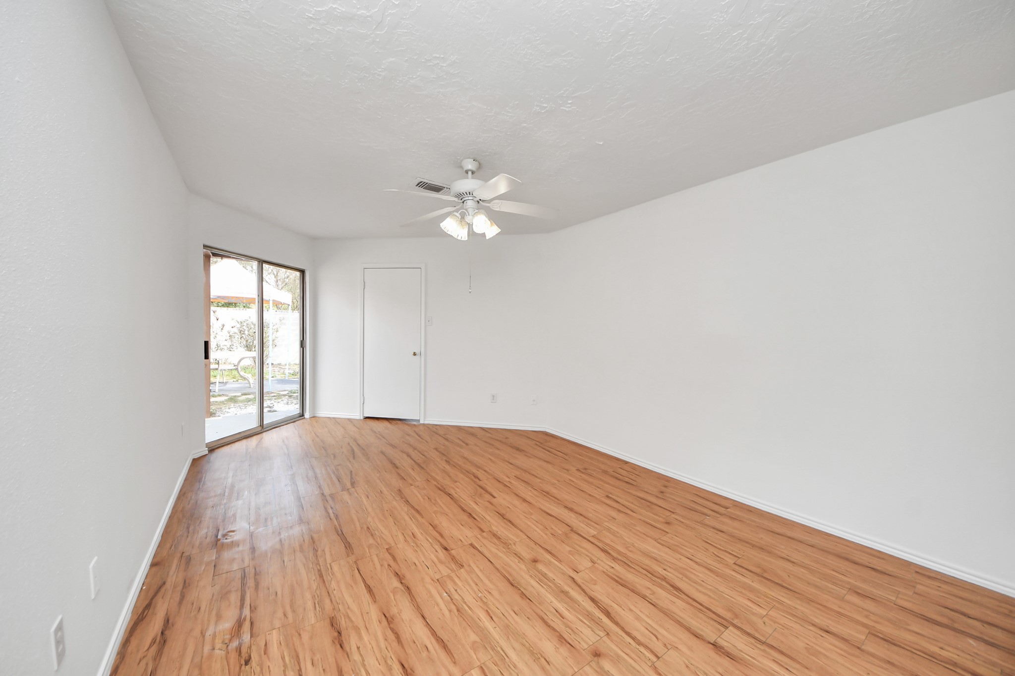 17003 Amidon Drive Spring, TX 77379 - Photo 9 of 20