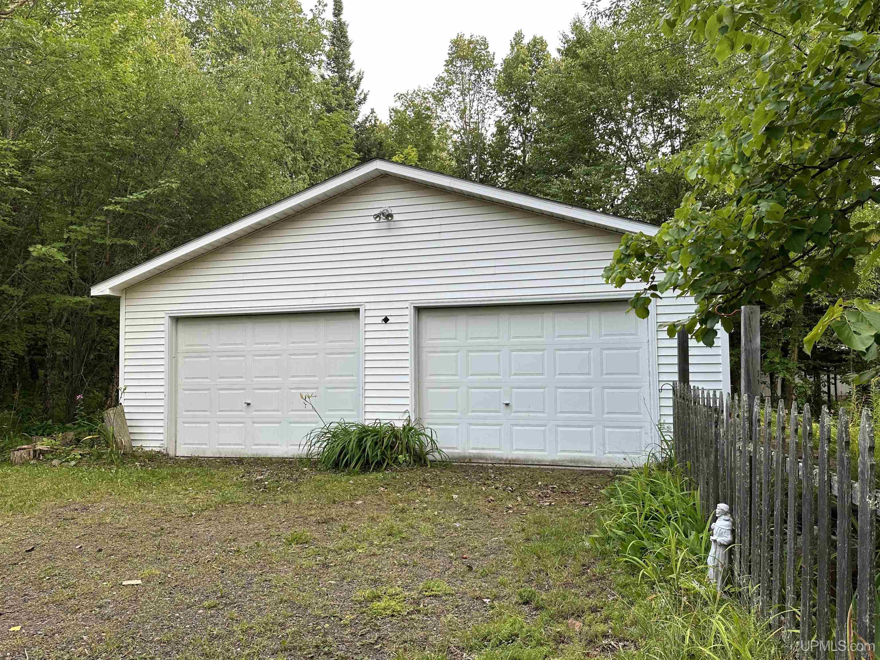 9167 East Shore Road Marenisco, MI 49947 - Photo 57 of 60