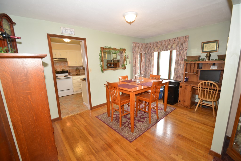 142 New Ludlow Road Granby, MA 01033 - Photo 12 of 22 Gallery Image 12