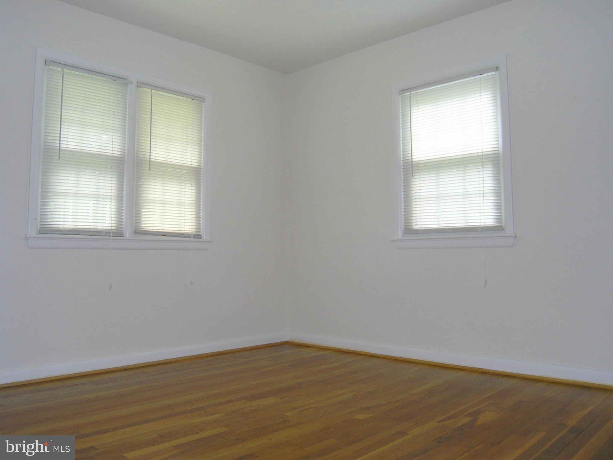 2839 Cedarest Road Fairfax, VA 22031 - Photo 13 of 29 Bedroom