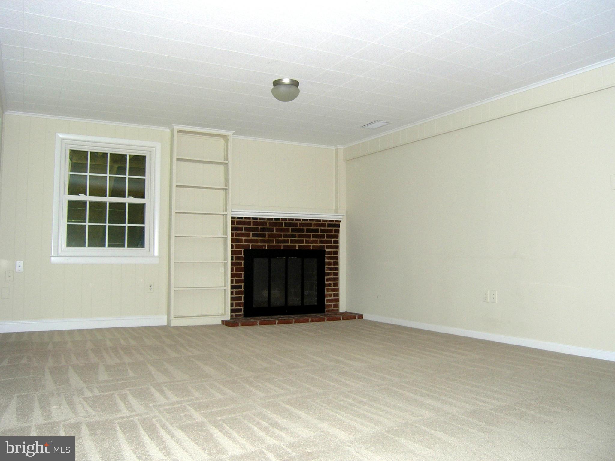 2839 Cedarest Road Fairfax, VA 22031 - Photo 21 of 29 Family Room